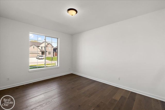 50606 Summit View Drive, Macomb Twp, MI 48044