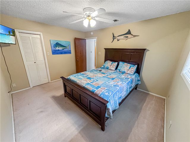 1600 Fairdale St, Alice, TX 78332