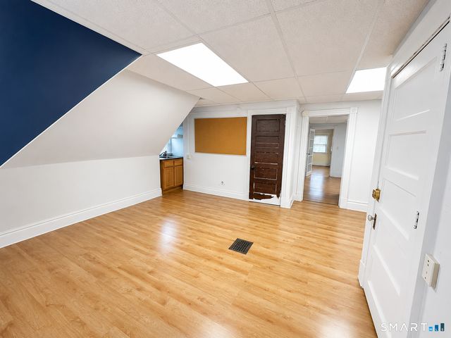 72-74 Greenfield Street, Hartford, CT 06112