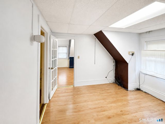72-74 Greenfield Street, Hartford, CT 06112