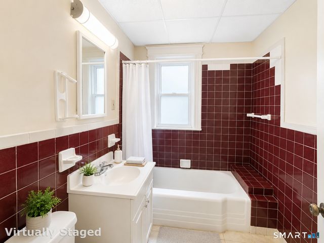 72-74 Greenfield Street, Hartford, CT 06112