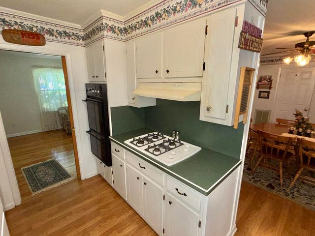 5830 Merrydale Drive, Paducah, KY 42003