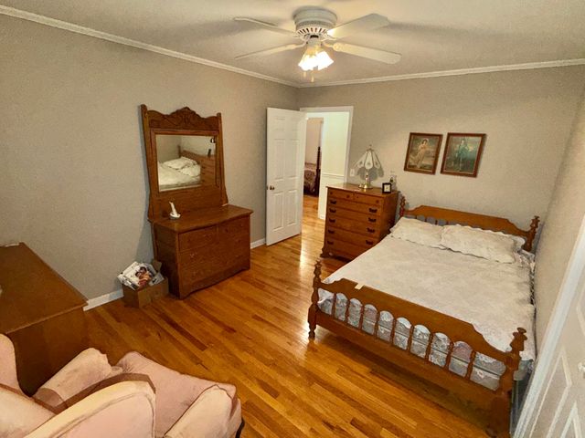 5830 Merrydale Drive, Paducah, KY 42003