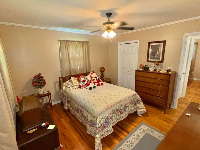 5830 Merrydale Drive, Paducah, KY 42003