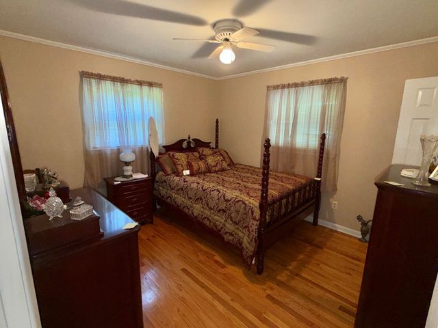 5830 Merrydale Drive, Paducah, KY 42003