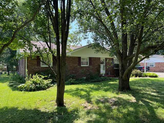 5830 Merrydale Drive, Paducah, KY 42003