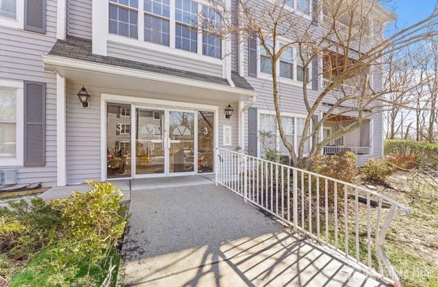 2308 Candlelight Court, Helmetta, NJ 08828