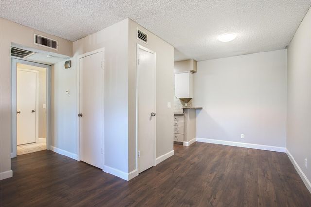 4859 Cedar Springs Road 336, Dallas, TX 75219