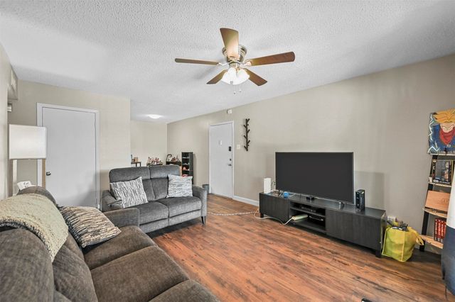 4859 Cedar Springs Road 336, Dallas, TX 75219