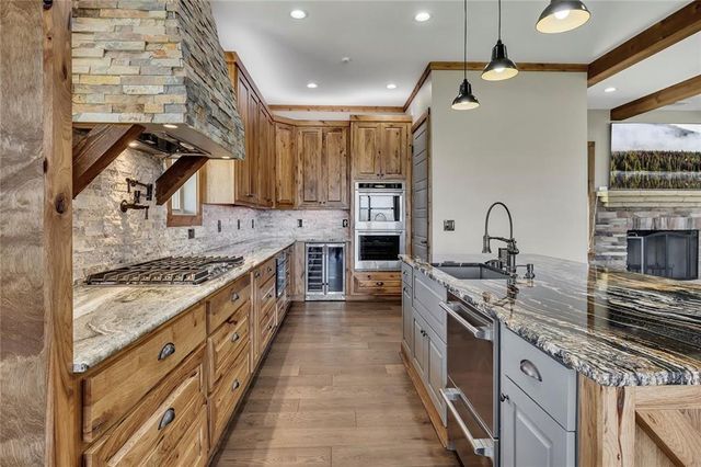 15 Lauren Lane NE, Rydal, GA 30171