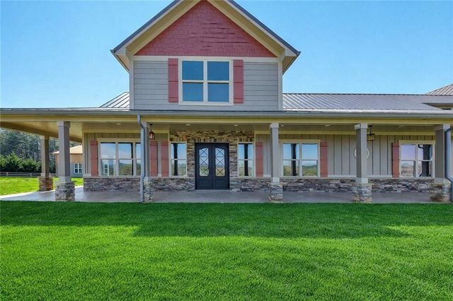 15 Lauren Lane NE, Rydal, GA 30171