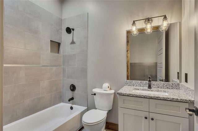 15 Lauren Lane NE, Rydal, GA 30171