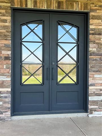 15 Lauren Lane NE, Rydal, GA 30171