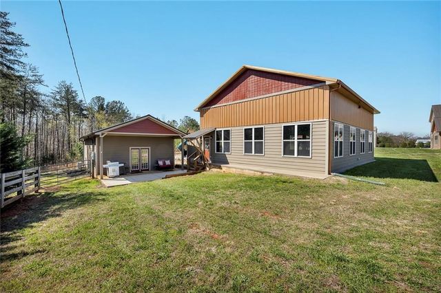 15 Lauren Lane NE, Rydal, GA 30171