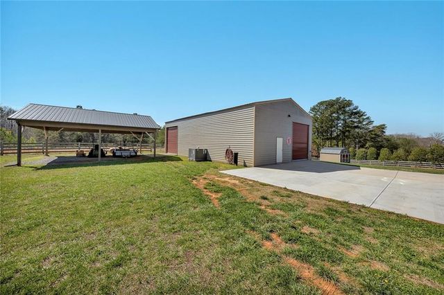 15 Lauren Lane NE, Rydal, GA 30171