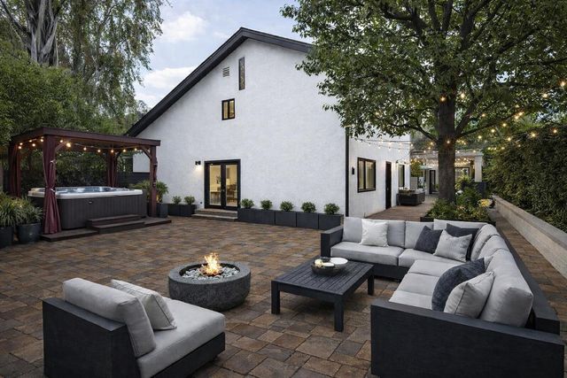 16761 Dry Creek Court, Morgan Hill, CA 95037