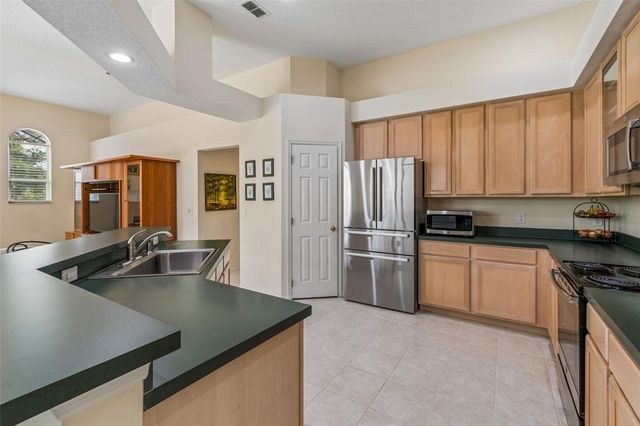 8607 TERRACE PINES COURT, Orlando, FL 32836