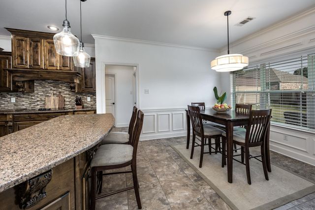 173 Crystal Lake Road, Austin, AR 72002