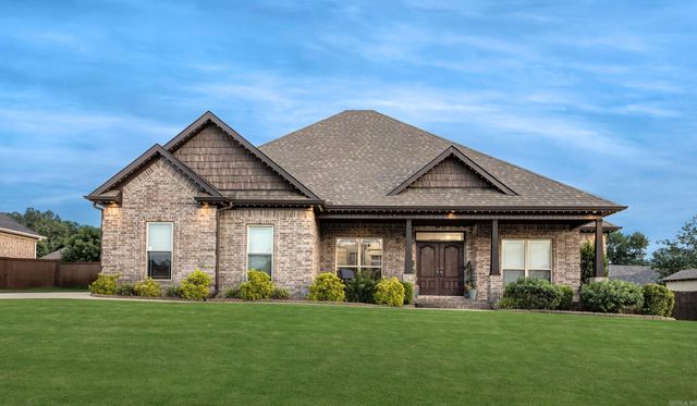 173 Crystal Lake Road, Austin, AR 72002