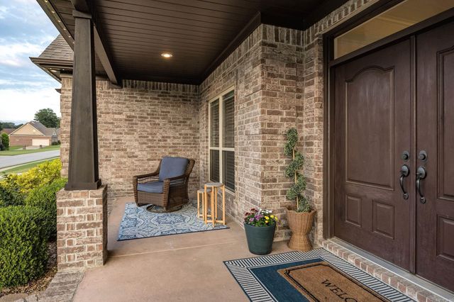 173 Crystal Lake Road, Austin, AR 72002