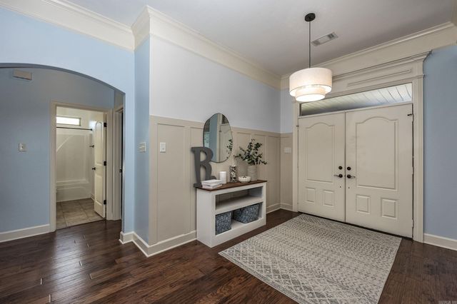 173 Crystal Lake Road, Austin, AR 72002