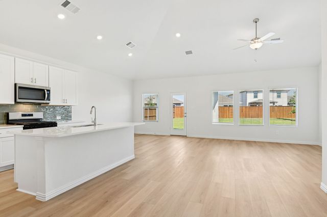2208 Currents Road, Princeton, TX 75407