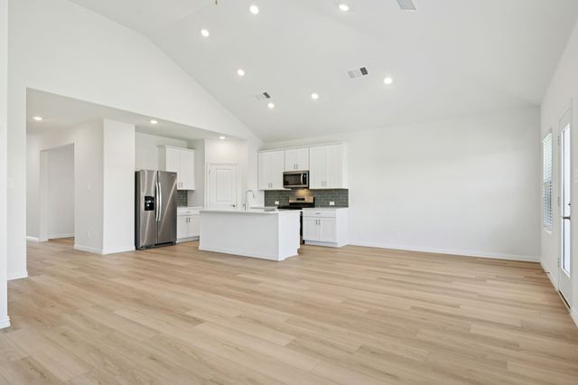 2208 Currents Road, Princeton, TX 75407