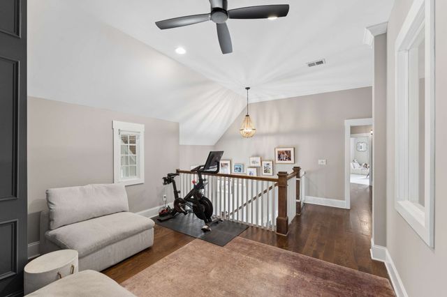 4115B Oriole Pl, Nashville, TN 37215