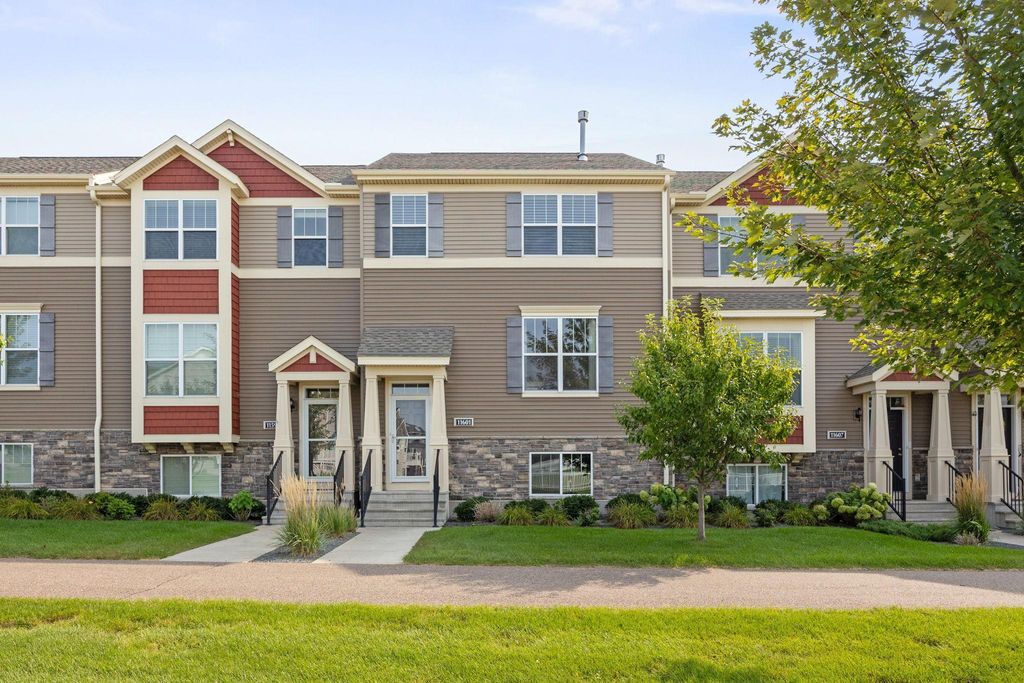 11601 82nd Avenue N, Maple Grove, MN 55369