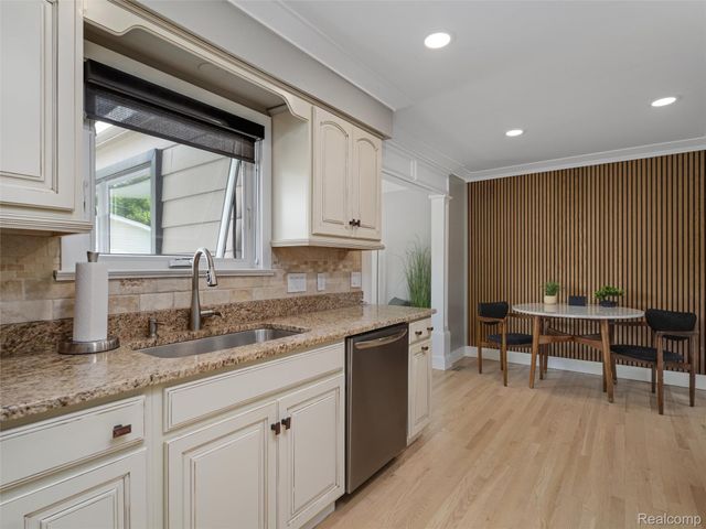 1323 Ruffner Avenue, Birmingham, MI 48009