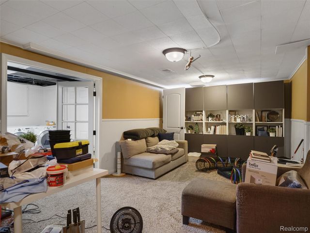 1323 Ruffner Avenue, Birmingham, MI 48009