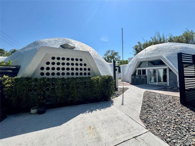 3900 41ST STREET S, St Petersburg, FL 33711