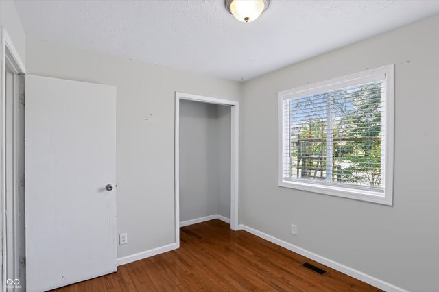8008 Rawles Avenue, Indianapolis, IN 46219