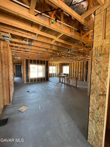 9143 Rea Avenue, California City, CA 93505