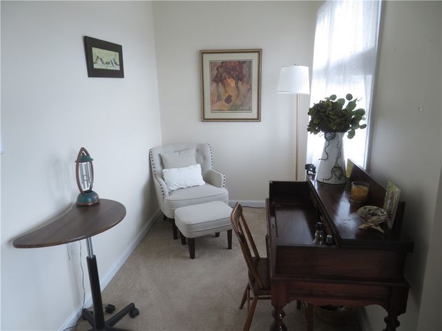 118 Meadowview Dr, Connoquenessing Twp, PA 16053