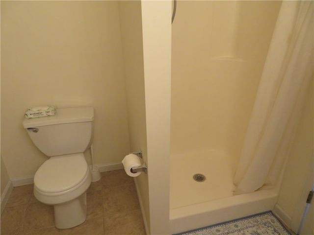 118 Meadowview Dr, Connoquenessing Twp, PA 16053