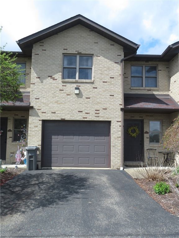 118 Meadowview Dr, Connoquenessing Twp, PA 16053