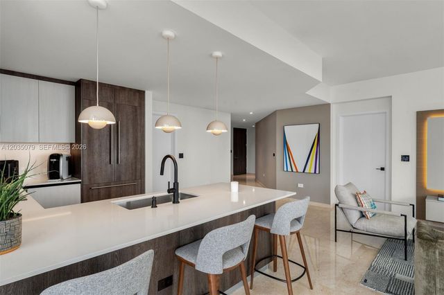 68 SE 6th Street 2612, Miami, FL 33131