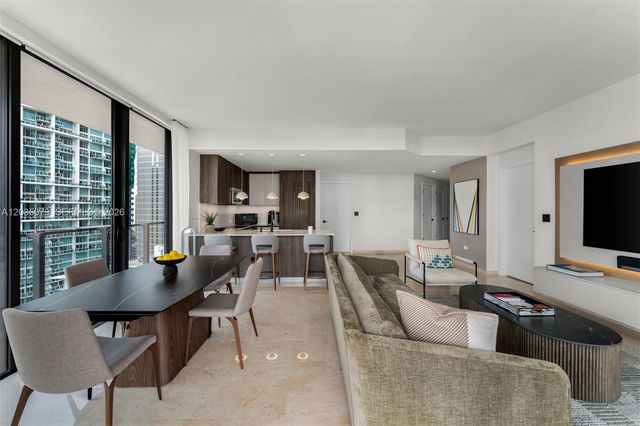 68 SE 6th Street 2612, Miami, FL 33131