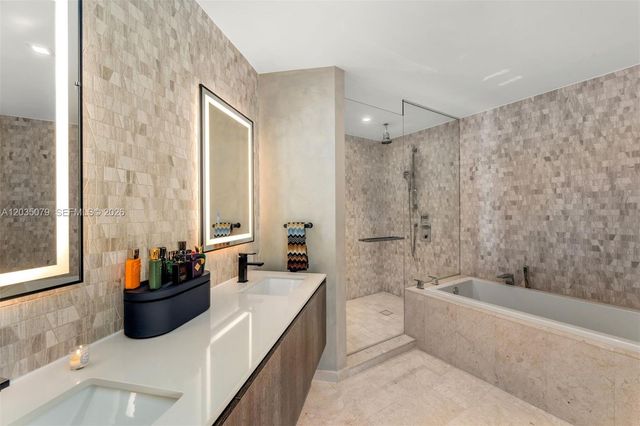 68 SE 6th Street 2612, Miami, FL 33131