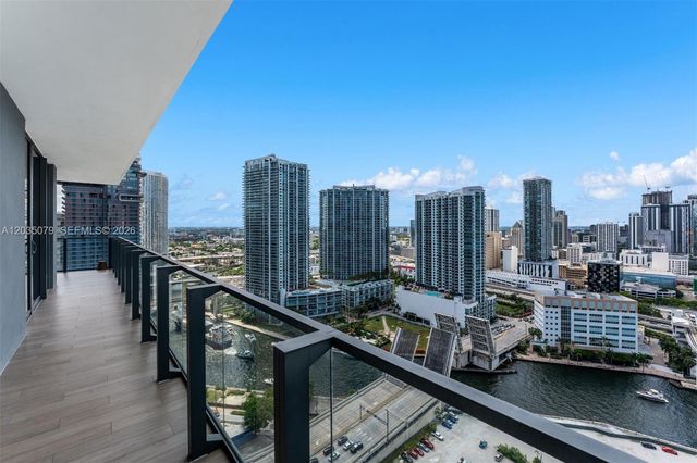 68 SE 6th Street 2612, Miami, FL 33131