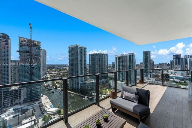 68 SE 6th Street 2612, Miami, FL 33131