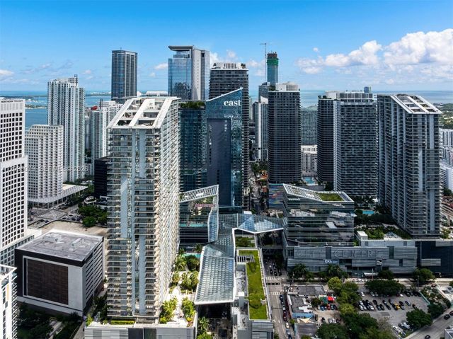 68 SE 6th Street 2612, Miami, FL 33131