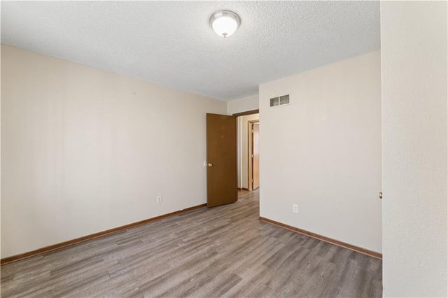 113-115 Brookridge Drive, Harrisonville, MO 64701