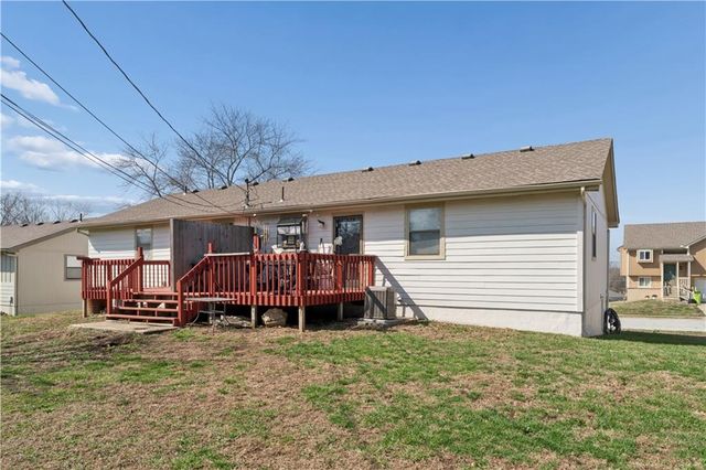 113-115 Brookridge Drive, Harrisonville, MO 64701