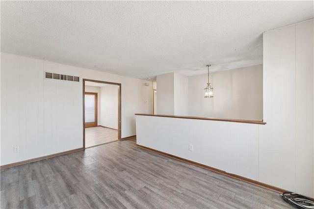 113-115 Brookridge Drive, Harrisonville, MO 64701