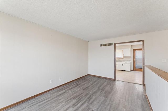 113-115 Brookridge Drive, Harrisonville, MO 64701