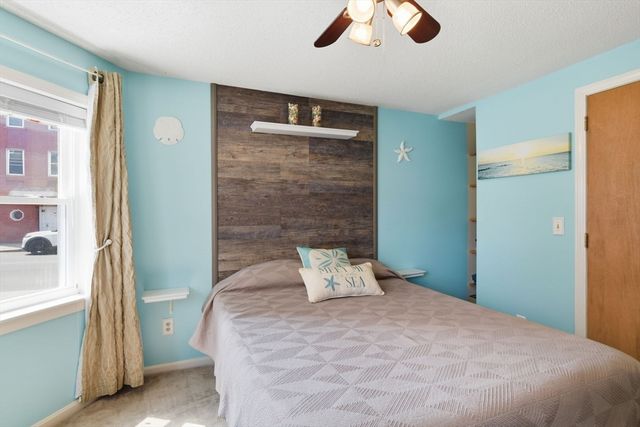 49 West St, Chicopee, MA 01013