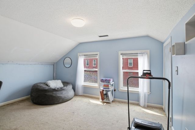 49 West St, Chicopee, MA 01013