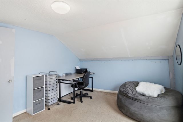 49 West St, Chicopee, MA 01013